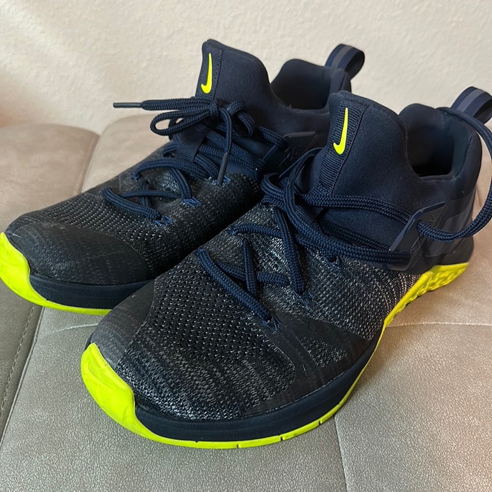 Nike metcon flyknit 3 size 10